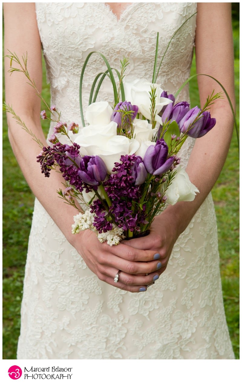 Pierce House wedding, bride holding her bouquet