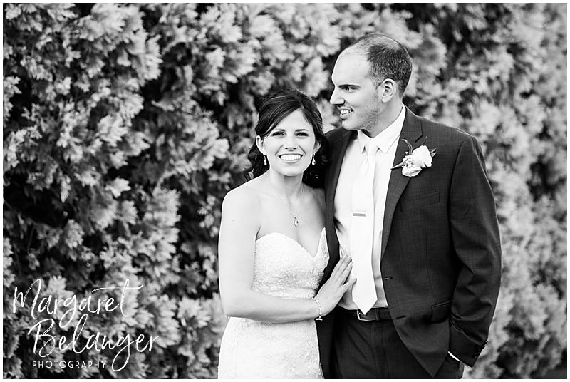 Kirkbrae Country Club bride and groom portraits